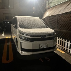 ヴォクシー80ハイブリッド