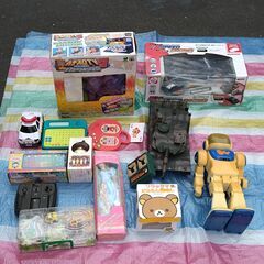 京商ラジコン トミーパチスロ リラックマ 釜めし ドールなどおも...