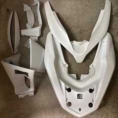 pcx jf81 kf30 jf84 外装　カウル　パールジャス...