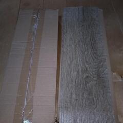 新品　薄手　フロアタイル　64枚