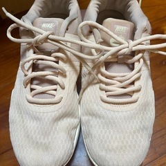 NIKEスニーカー24.5cm