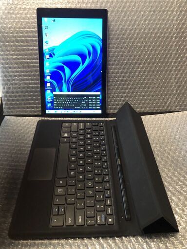 Jumper EZpad 4S Pro・２in１タブレットPC・タイプカバー付き Jumper EZpad 4S Pro（2017年発売開始）・タッチパネル対応の
