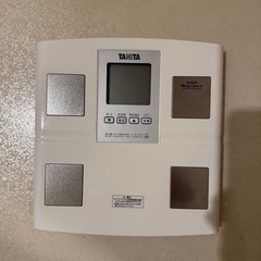 タニタ 多機能体重計 体組成計BC-705Nの画像