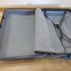【中古】スーツケース　うすい水色の画像