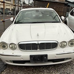 ジャガーXJ8・2006(18年式)・9万km・右ハンドル・ガソ...