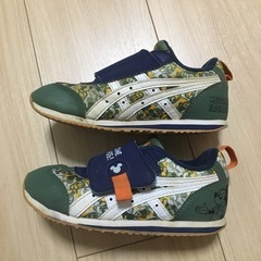 asics ミッキー キッズシューズ 18cmの画像