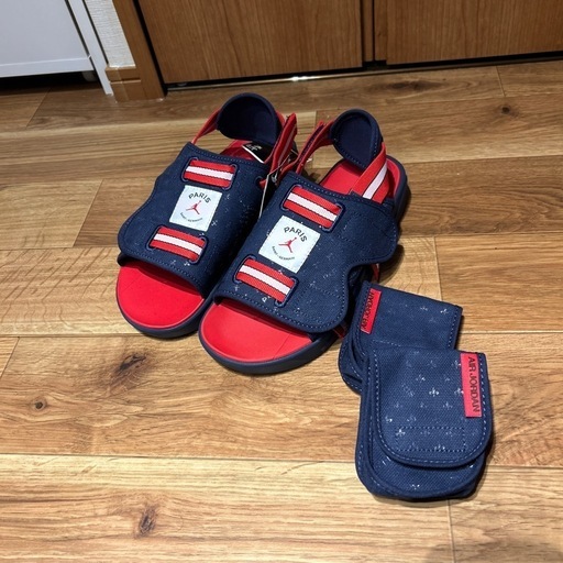 受付終了ナイキ エアジョーダン サンダルNIKE パリ・サンジェルマン 27cm