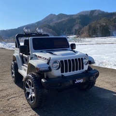 ルビコン　乗用玩具　
乗って遊べるラジコン jeep　