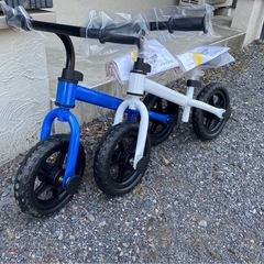 幼児向け ストライダー新品グリーンの画像