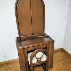 大丸神戸店で購入したドレッサー