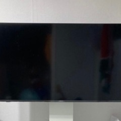 50インチ　壁掛けテレビ