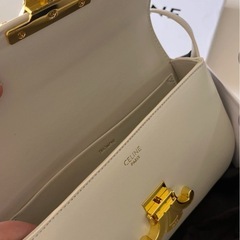 celineバックの画像