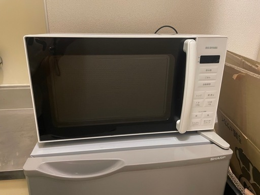 アイリスオーヤマ 電子レンジ 17L ターンテーブル ヘルツフリー単機能 PMG-T179-W ホワイト