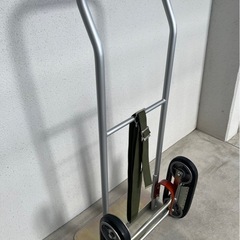 運搬、配達用台車　ゴムクローラー式の画像