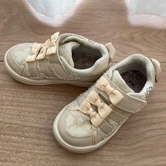 イフミー ifme CALIN トリプルリボンスニーカー ベージ...