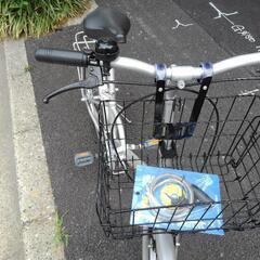 中古自転車３５５７　折り畳み自転車　２０インチ　ギヤなし　ワイヤー錠　ライトは付属していません＊ハンドルは折り畳むことができませんの画像