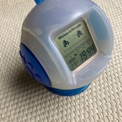 球体の時計　ディズニー