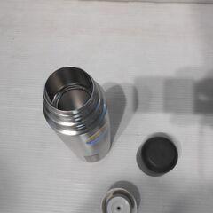 【配送出来ます】ピーコック魔法瓶 広口タイプ サーモス（THERMOS）マグのセット（近くなら配送も可能です。宅配もお問合せ下さい）の画像