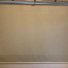 つっぱりロールスクリーン　幅170cm 腰窓用②の画像