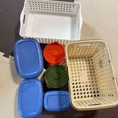 タッパ
