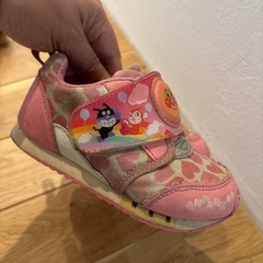 アンパンマンスニーカー 16cmの画像
