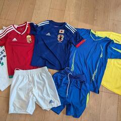 キッズ　サッカーユニフォーム