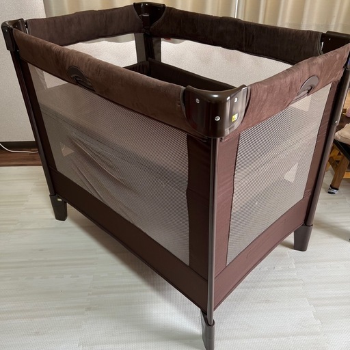 ココネルエアープラス アップリカ ベビーベッド