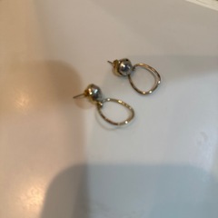 ピアスの画像