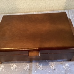ジュエリーBOX、ネックレスなどお付けします