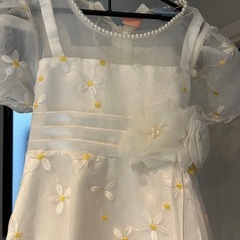 110 白ドレスの画像