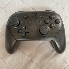 Nintendo Switch プロコントローラー