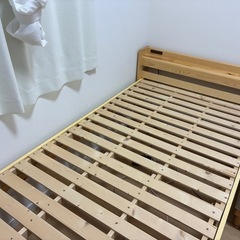 ニトリ　シングルベッド の画像