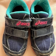 asicsジュニアシューズ16.5