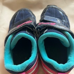 asicsジュニアシューズ16.5の画像