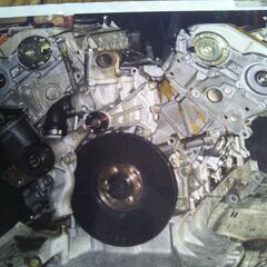 ベンツV8-V12リビルトエンジン専門工場-シリンダーボーリング等内燃機業務常設の画像