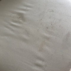 【無料】ベージュ色椅子(汚れあり)の画像