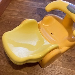 アップリカ　バスチェアの画像