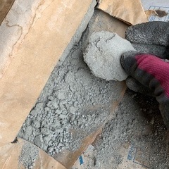 建材】NSドカモル（日本化成）軽量プレミックスモルタル／業務用 10kg × 複数袋セット【未使用・在庫処分】の画像