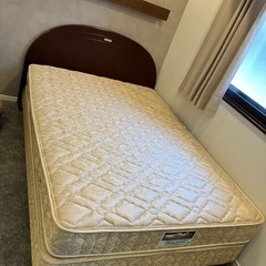 シモンズ　ダブルベッド