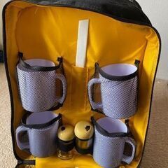 アウトドア食器セット イエロー 調理　キャンプ　家族4人分　の画像