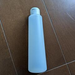 まとめ割あり♪しっかりとした作りのローションボトル５つの画像