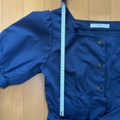 PURIL 交渉中です！！リボン付きスクエアネックパフスリーブワンピースの画像
