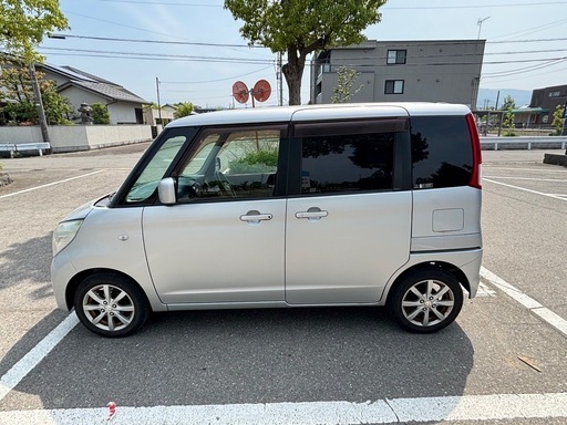 日産　ルークス　H22年式　16.9万キロ