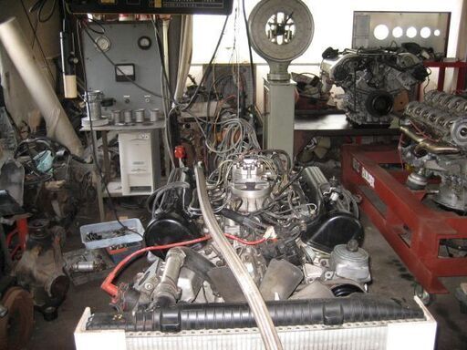 Mベンツエンジンリビルト専門工場ー4.5.6.8.10.12シリンダーエンジン.リビルト