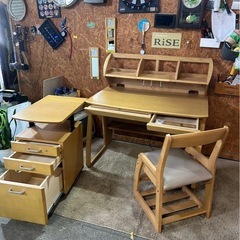 E2211 カリモク 学習机 デスク チェアセット コンセント付き