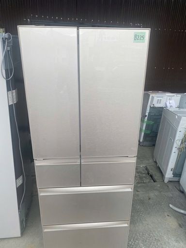 NO B225 ★格安特価★福岡市内配送設置無料★冷蔵庫 置けるスマート大容量 WXシリーズ グレイングレージュ MR-WX47LH-C [470L /6ドア /観音開きタイプ] 2022年