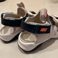※受け渡し決定【美品】NIKE／キャニオンサンダル レディース24cmの画像