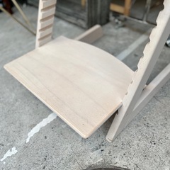 【武蔵小山店】 ストッケ ベビーチェア 子供椅子 椅子 TRIPP TRAP トリップトラップ STOKKE ダイニング 育児 子供 幼児 おしゃれ 白 ホワイト ホワイトアッシュ チェア イス 品川区 リサイクルショップ ランバールーム 武蔵小山店 武蔵小山パルム 戸越銀座の画像