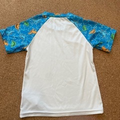 ラッシュガードの画像