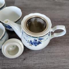 ジョバンニ・バレンチノ
ポット+カップ5客 計6点セット 洋食器 ジョバンニ ポット カップの画像